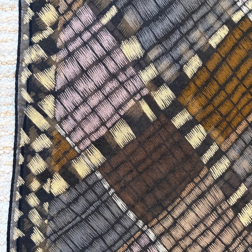 Perry Ellis Scarf - Picture 2 of 4
